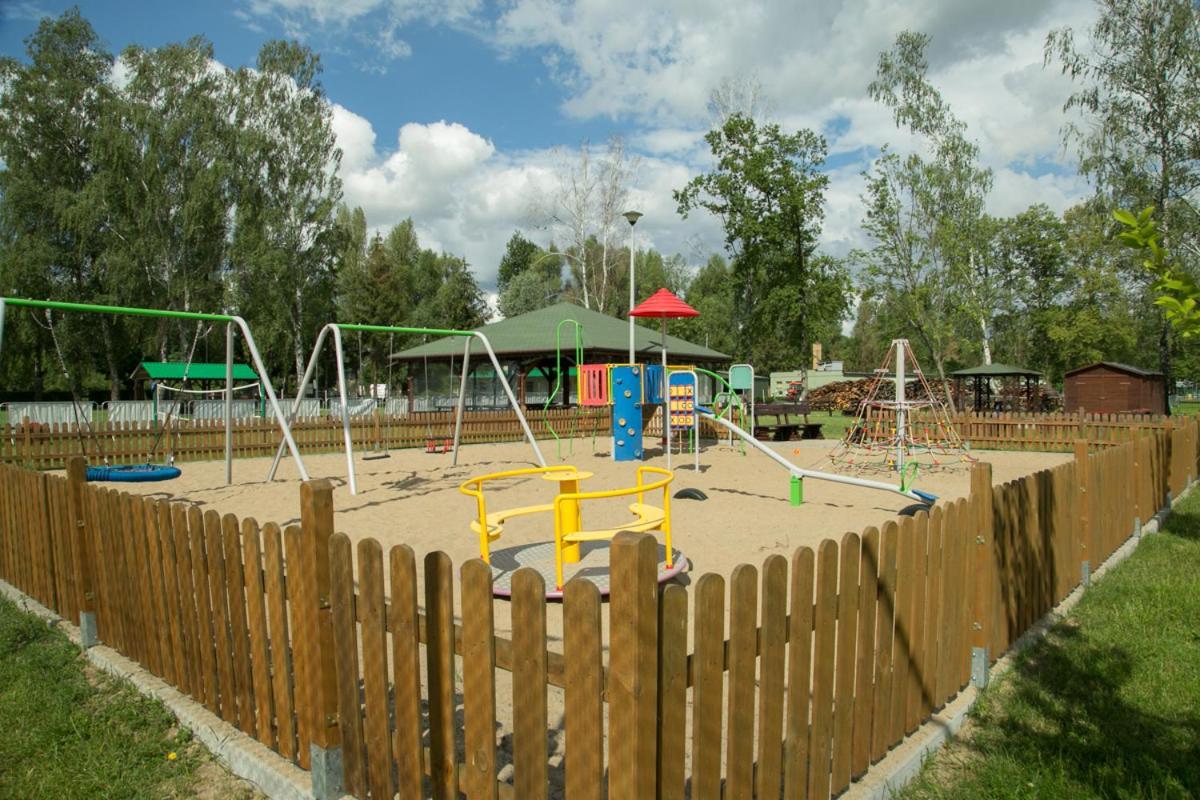 Camping Oaza Blonie Kornik Domki Standard - 3 Pokoje Kültér fotó