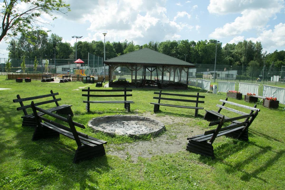Camping Oaza Blonie Kornik Domki Standard - 3 Pokoje Kültér fotó