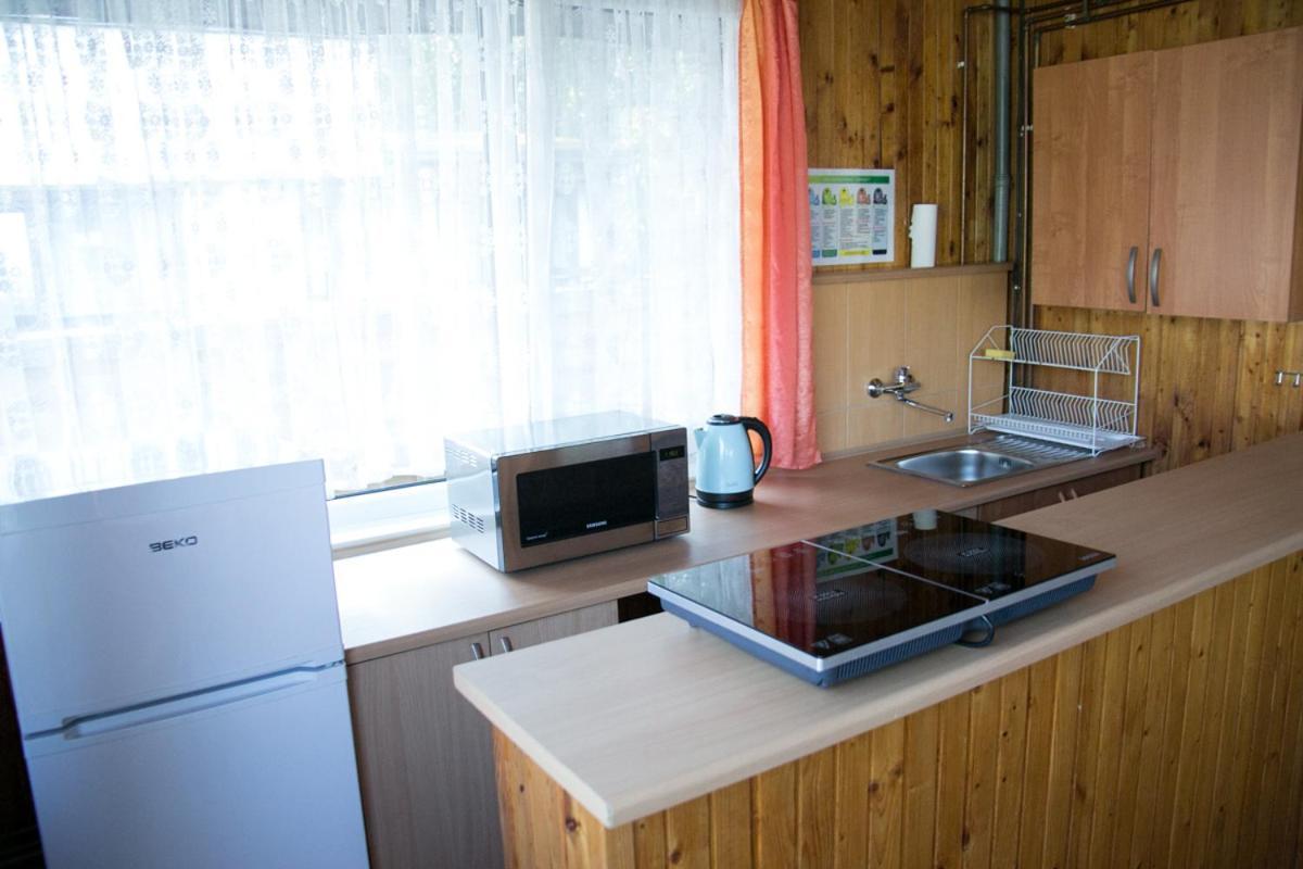 Camping Oaza Blonie Kornik Domki Standard - 3 Pokoje Kültér fotó